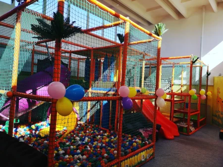 Ronimislinnak, pallimeri, liumägi, õhupallid